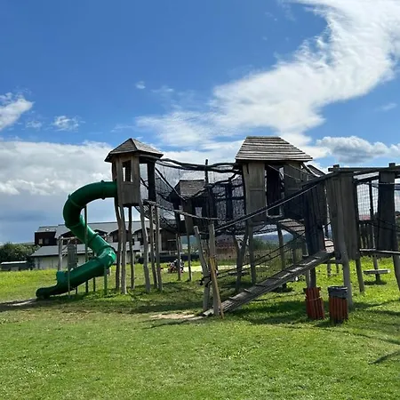 Apartliv * Kakaslomnic